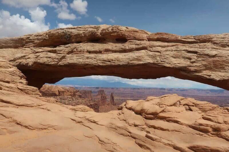 Mesa Arch Canyonlands